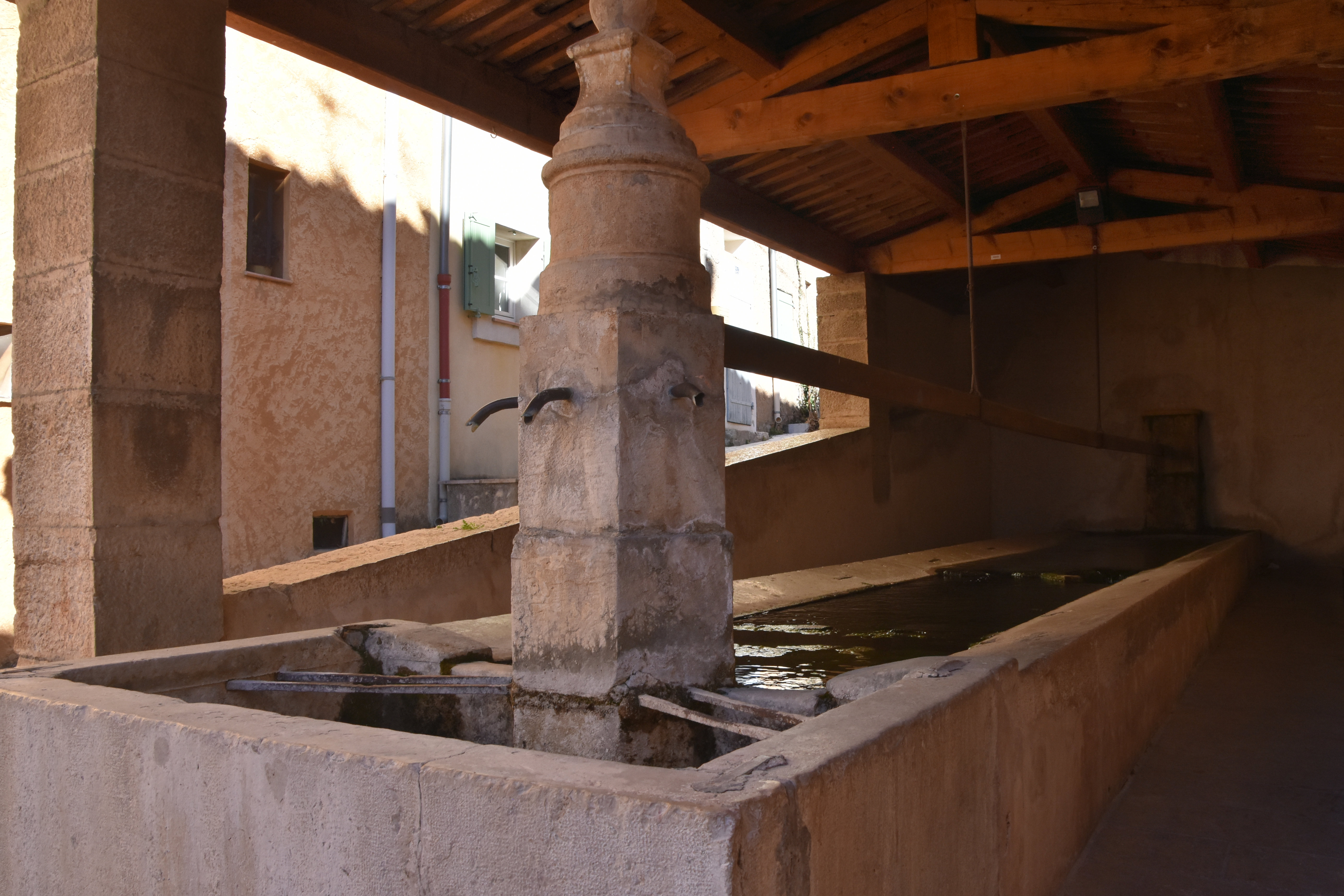 ÉPHÉMÉRIDES DU 25 FÉVRIER