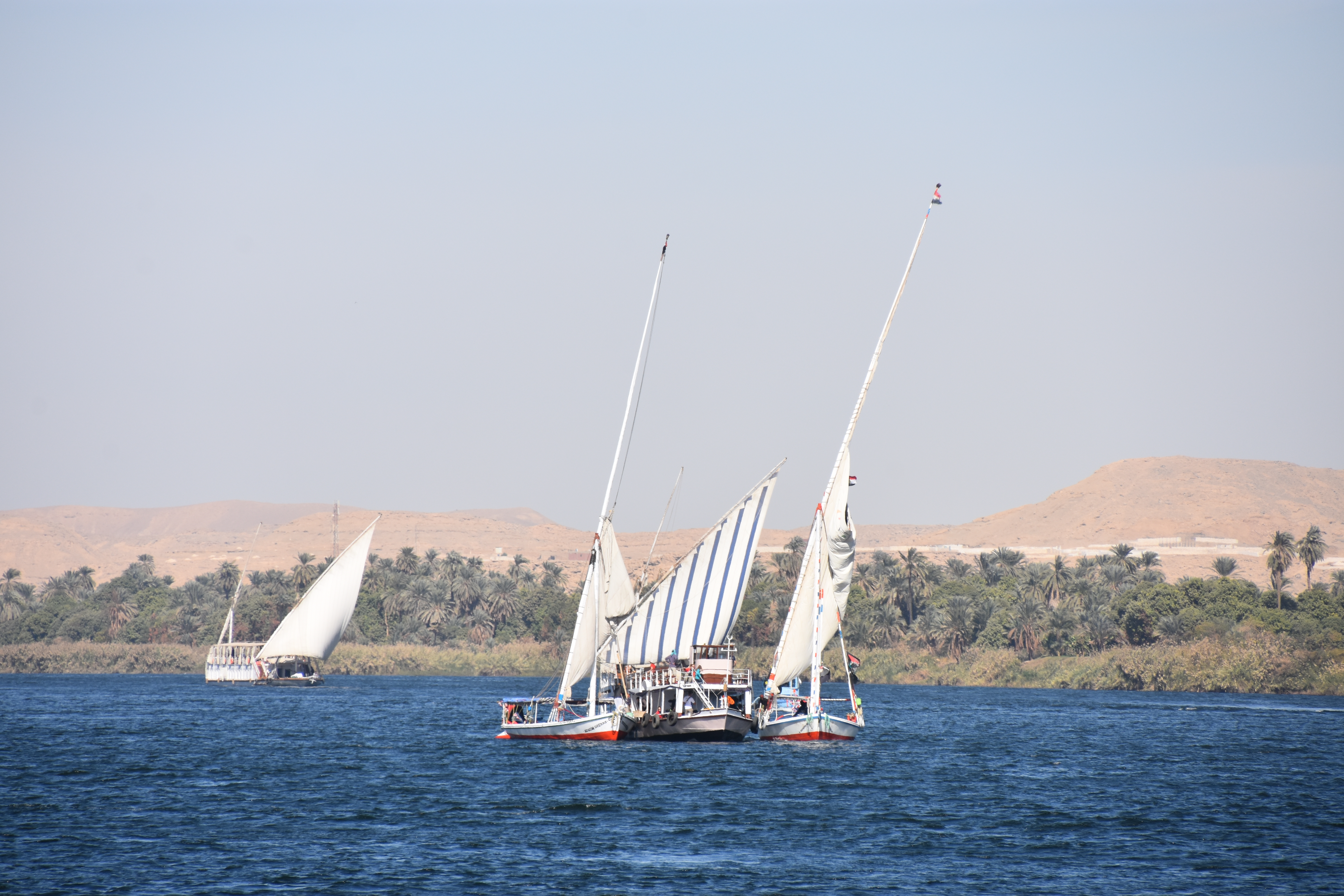 ÉPHÉMÉRIDES DU 21 AVRIL