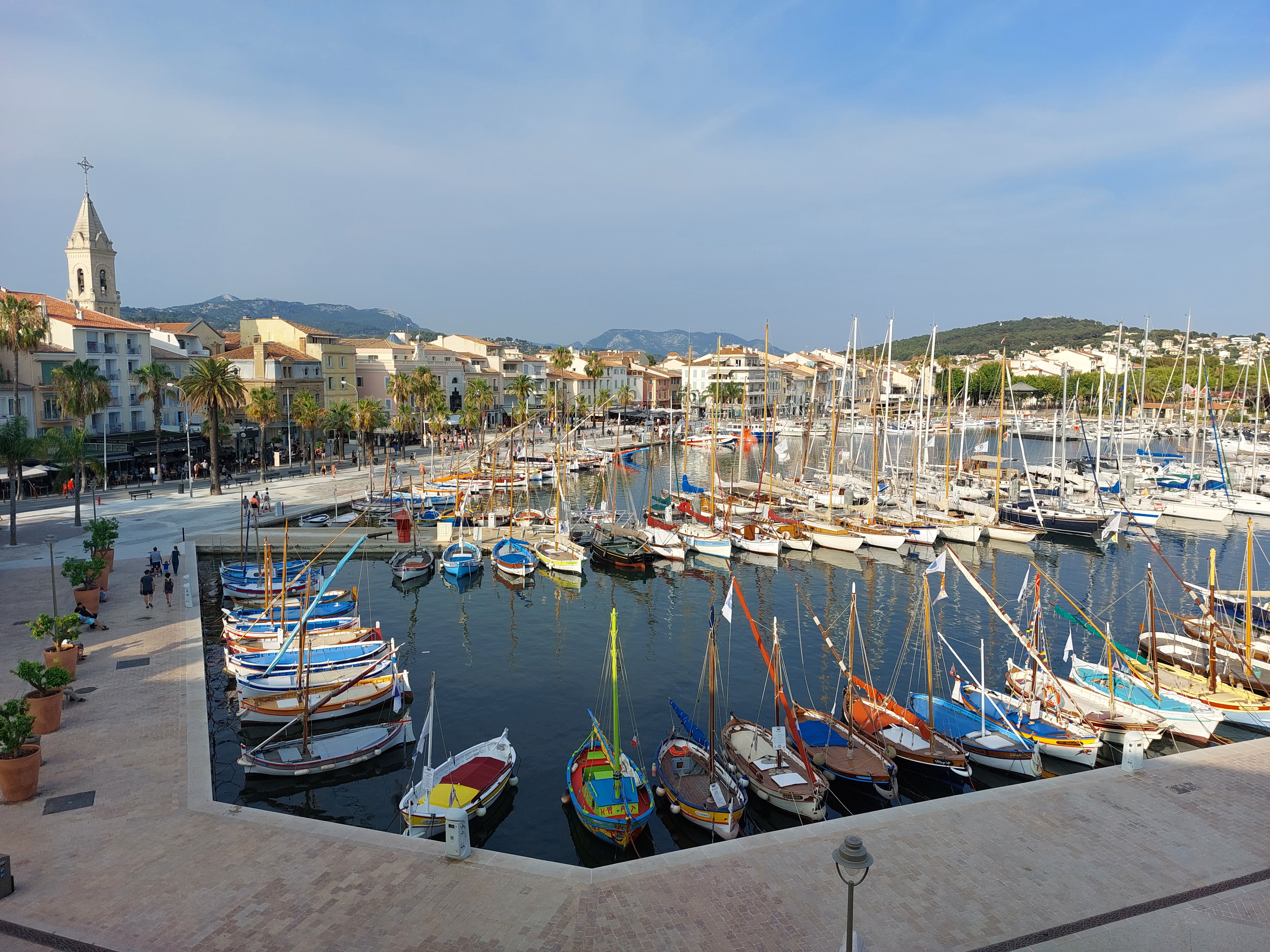 EPHEMERIDES DU 27 OCTOBRE